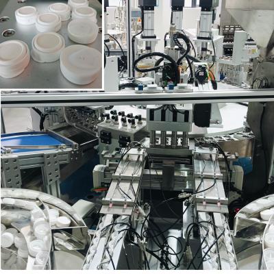 Turntable Desiccant Cap Assembly Machine Stable Performance PLC Control Remote Control
