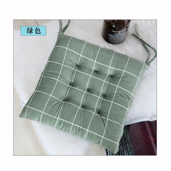 Cotton Filling Plush Chair Cushions High Elasticity Skin Friendly 40 - 50CM