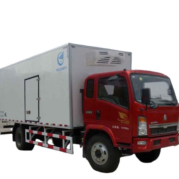 SINOTRUK HOWO food truck refrigerator freezer refrigerator van truck