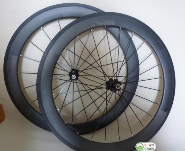 100% hand bulilt Chinese best price60mm  carbon clincher wheels for 700c road bike 23mm