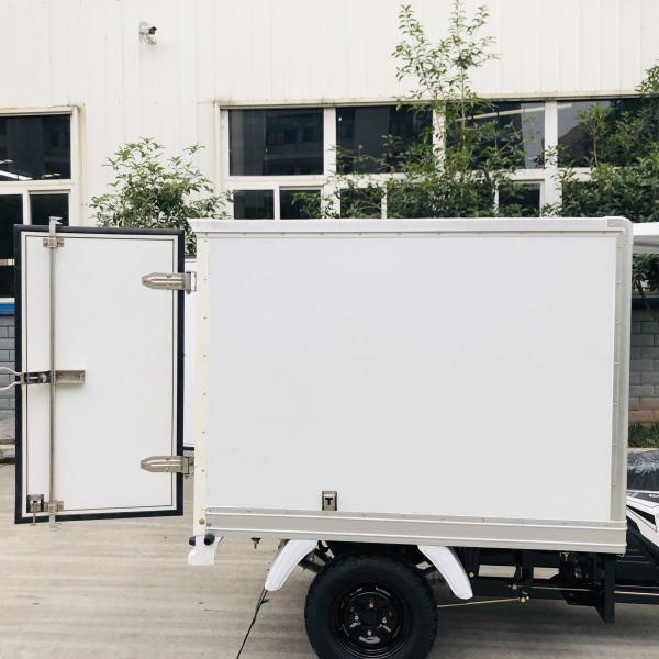 DAYANG Expresse de chargement tricycle à carrosserie fermée moteur à refroidissement aérien de 4,5 pouces pour le transport maritime B2B