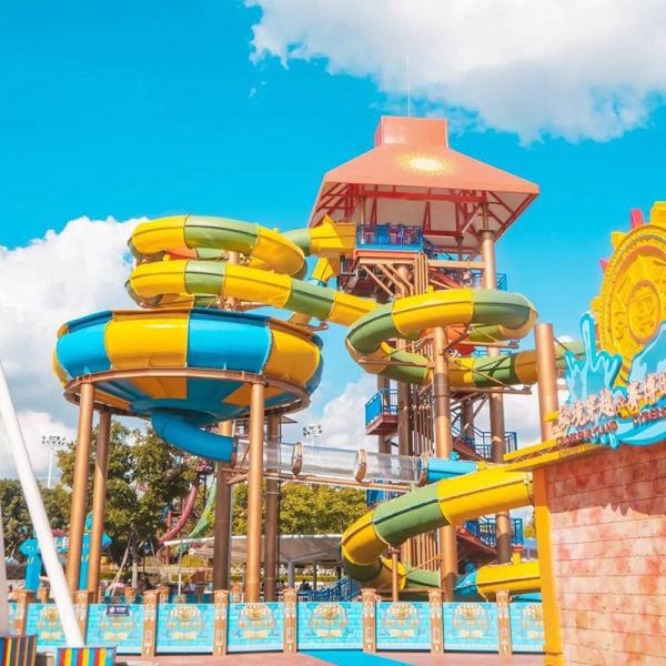 Série Dream Castle Grand village d'eau personnalisé toboggan équipement de divertissement parc aquatique extérieur terrain de jeux d'eau