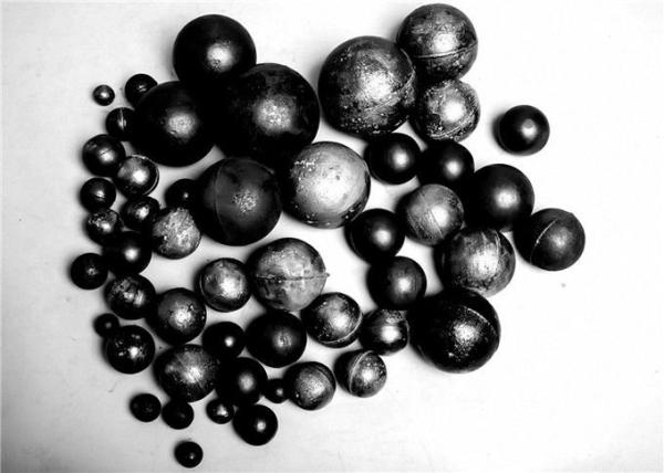 30mm 40mm Casting Steel Ball , Ball Mill Balls Customized Size Abrasion Resistant
