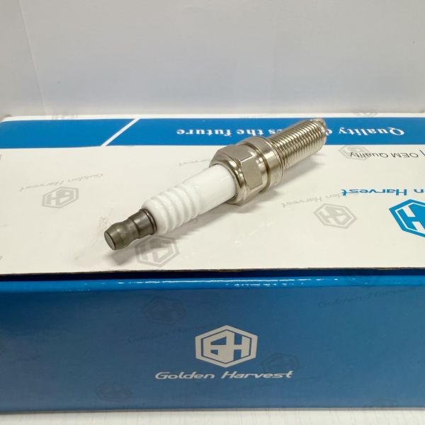ILKR8P8 Standard Automotive Spark Plugs For Trumpchi Changan Dongfeng FAW Maxus Car