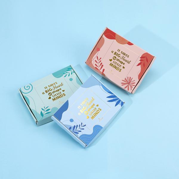 CMYK Papel personalizado embalagem maquiagem caixa de correio cartão cartão cartão corrugado caixas de envio cosméticos com logotipo