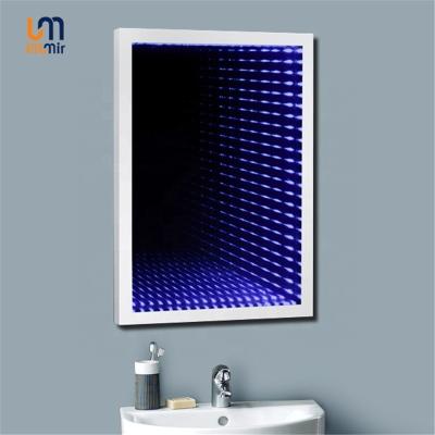 Espelho Infinito 3D montado na parede com luzes LED e 1 saco