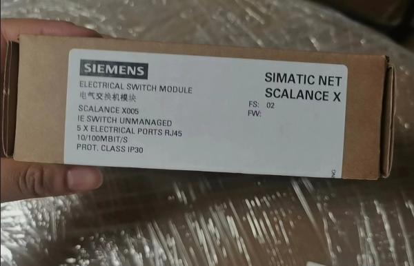6GK5005-0BA10-1AA3 100% Original Siemens IE Entry Level Switch Non Managed SCALANCE