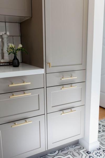 E1 Grade Plywood Base White Lacquer Kitchen Cabinet Set With ISO9001