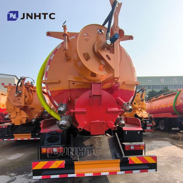 8X4 Vacuum Sewage Suction Trucks
