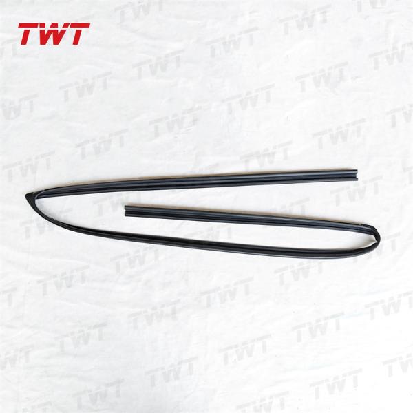 Original 68141-35120 Chenille de fenêtre passager avant droit 6814135120 68141 35120 pour Toyota 4Runner 2009-2013 Grn28#