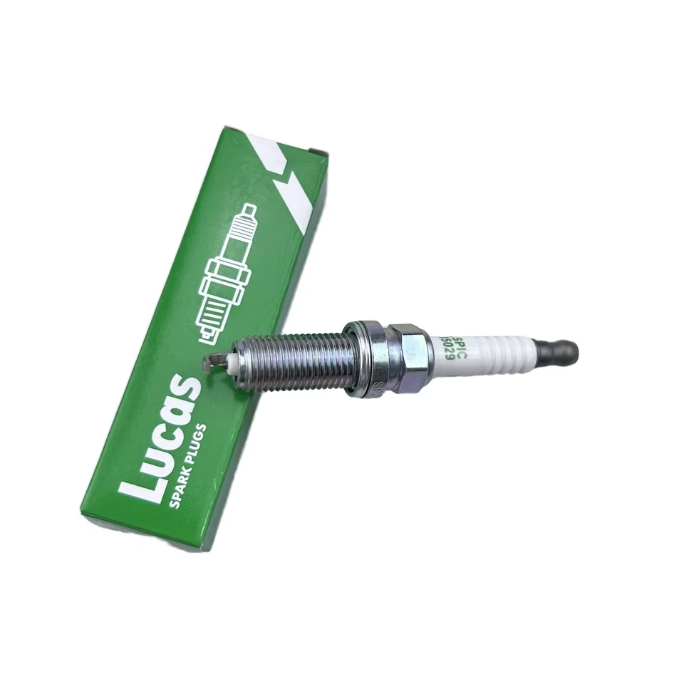 Factory High Quality New Auto Engine Parts Lucas Spark Plug for Prius Sprinter Wish Iridium Material OE 90919-01285 1 Year
