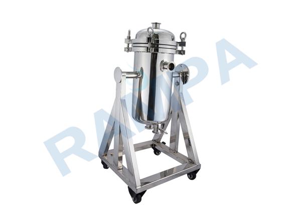 Three Cores 316L Rotary Titanium Industrial Water Filter Housing With Pulley Wheels