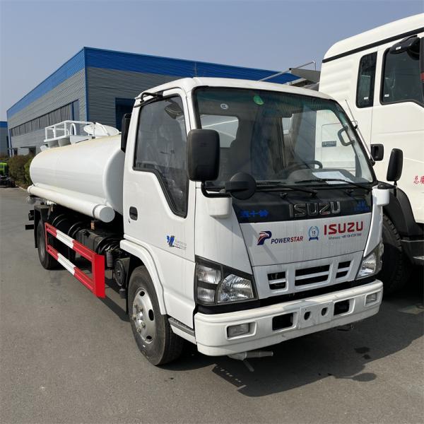 4X2 600P 120HP DIESEL ISUZU 5000 LITERS WATER TANK TRUCK CARBON STEEL TANK