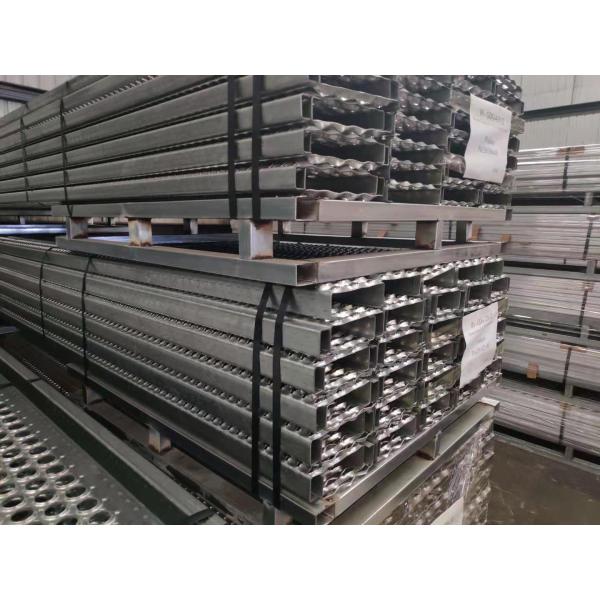 Анти- пефорированный скидом алюминий планки решетки безопасности распорки сжатия 5052 H32