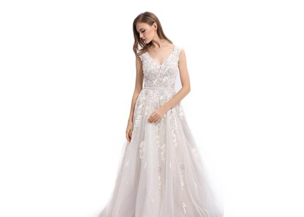 Front And Back V Neck Floral Ball Gown Wedding Dresses High End Custom Bridesmaid Dress
