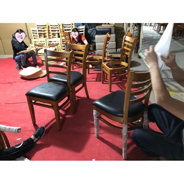 Factory Price Oak Pu Leather Wooden Chair for Dining Room Restaurant Coffee Shop