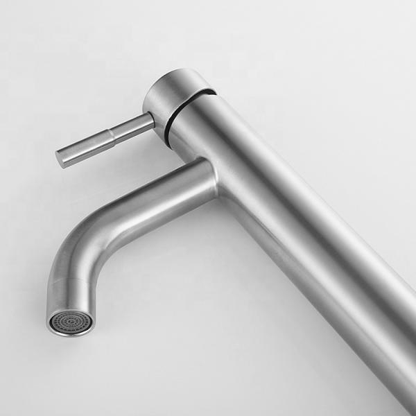 Fashionable Stainless Steel Kitchen Basin Faucet with Long Spout and Single Handle