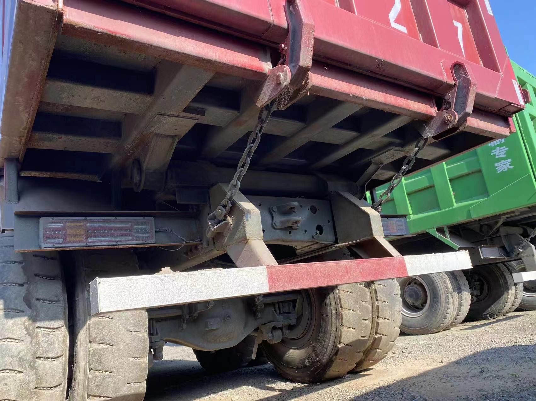 Производство SINOTRUK, самосвалы HOWO, высокое качество