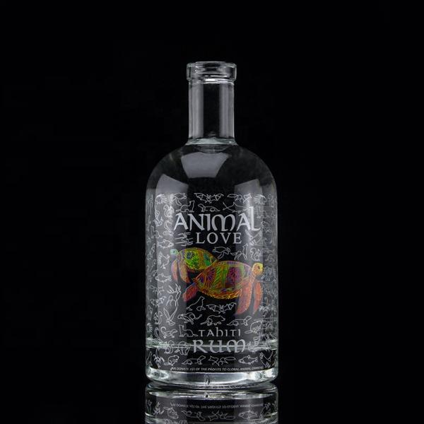 Flint Glass 2022 Design Bouteille en verre décalée transparente pour le gin Whisky Rum Tequila Brandy