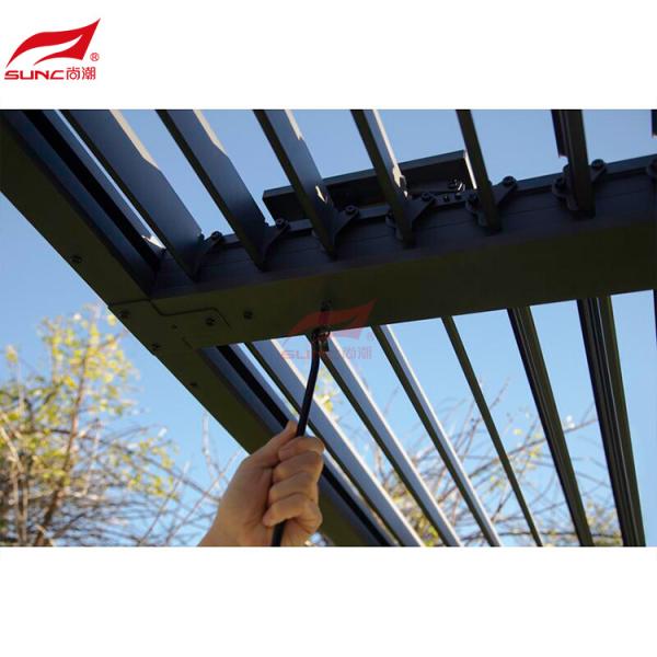 Caramanchão manual da construção de alumínio Louvered retrátil exterior do jardim do caramanchão