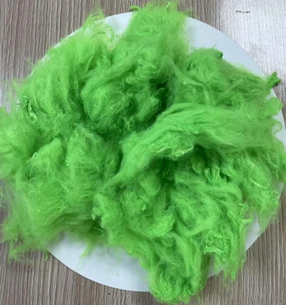 Polyester recyclé à base de fibres 1.5D 38mm vert pomme