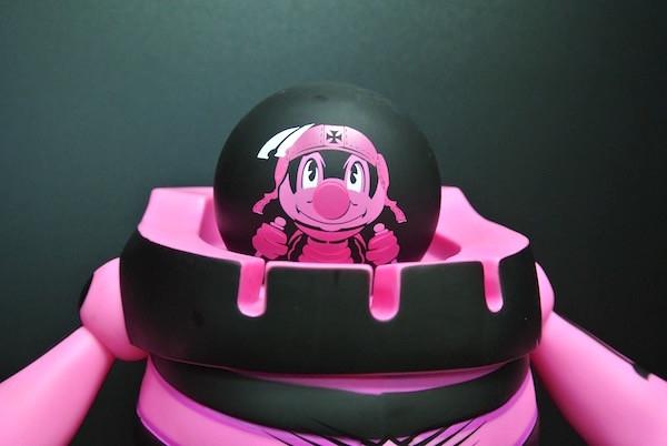 Customized Pink Black Coin Bank Toy Hands Movable 8 Inch For Home Decoration