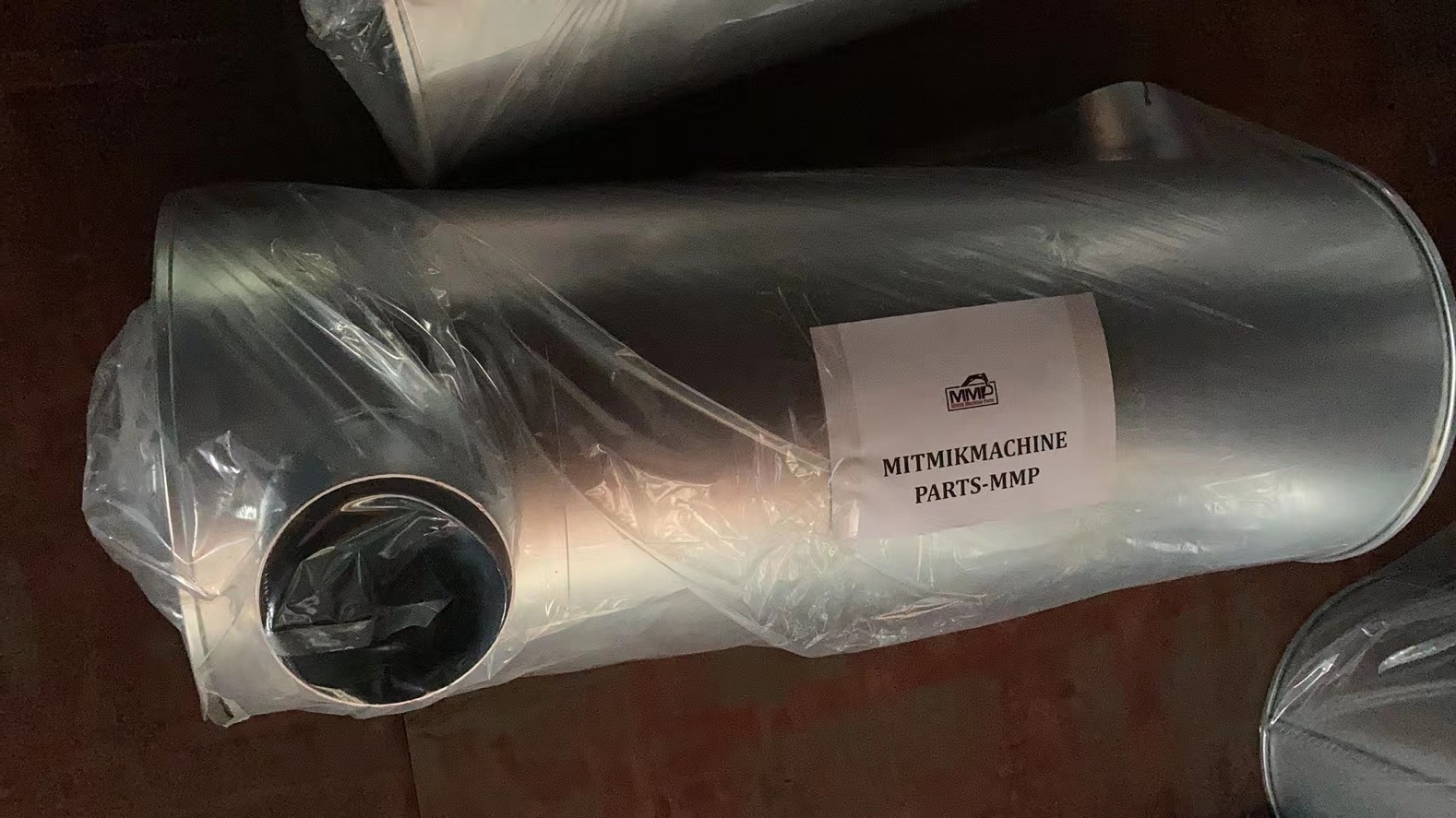 EX200-5 EX200LC-5 EX210H-5 EX210LCH-5 Excavator Parts Muffler 4332247 4416602 for Any