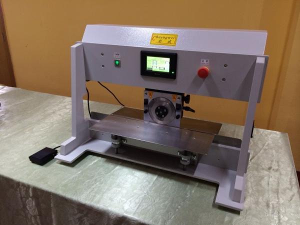 PWB Depanelizer com a máquina automática moderado do separador do PWB do volume CWV-2A   Divisão do PWB Depaneling
