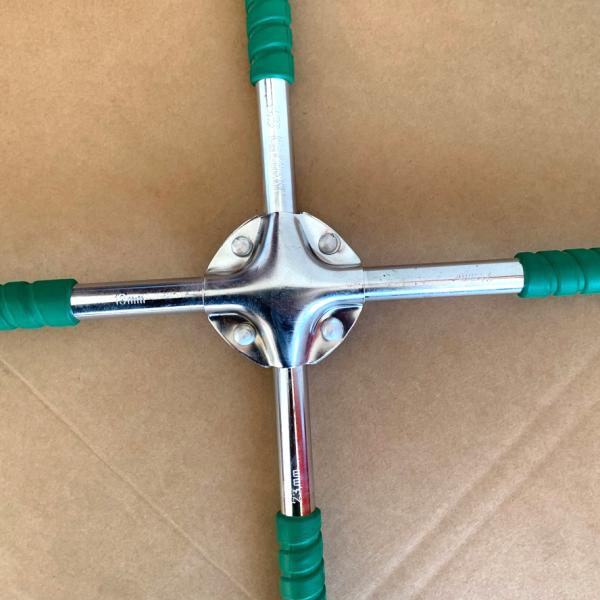 Гаечный ключ ключа гнезда отверстия 17mm для колеса тележки