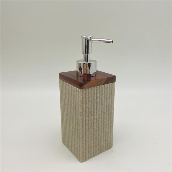 ribbed Sand stone Polyresin Bathroom Accessories Set with wooden parts