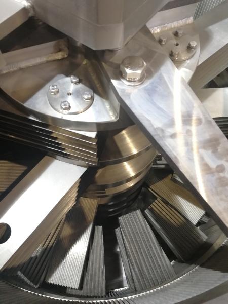 Industrial Fruit And Vegetable Crusher High Crushing Efficiency Energy Saving