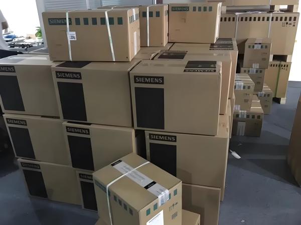 Siemens SIMATIC NET Industrial Ethernet Switch SCALANCE 6GK5005-0BA00-1AA3