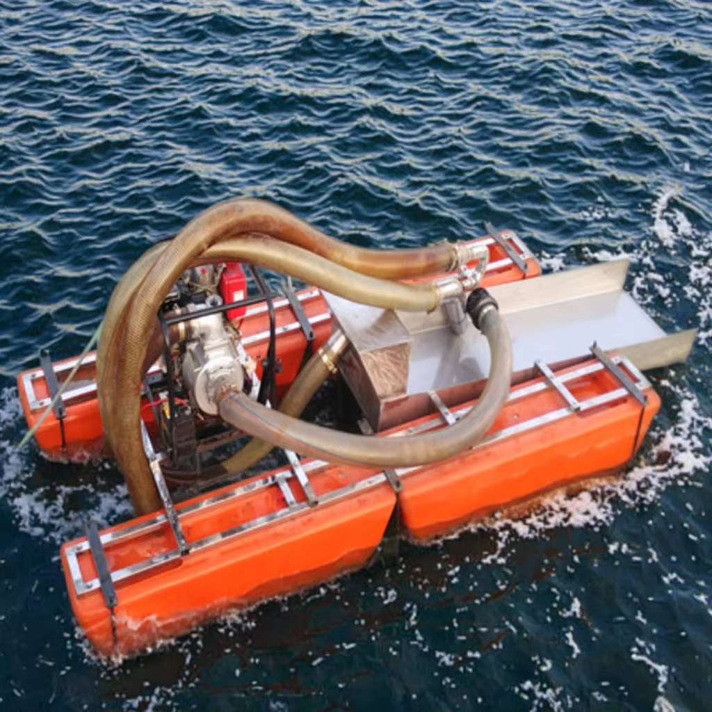 Lightweight Diesel Mini Dredger for Small Scale Gold Mining