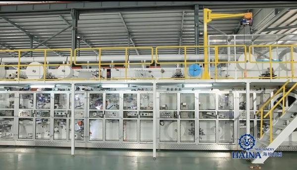 ISO9001 380V 50HZ 500PPM Small Scale Diaper Making Machine