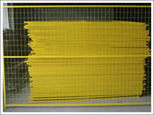 Powder Coated Red Construction Site Fencing Panels 6'x9.5' Mesh 50mm*100mm diameter 2.5mm wall thick 1.00mm