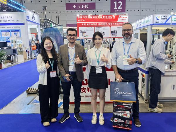 High Efficiency Visual Counting Packing Machine For Plastic Bottle Caps Package