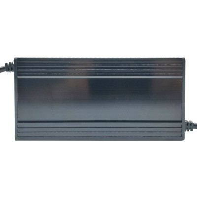 Велосипед заряжателей литий-ионного аккумулятора e Lifepo4 12V 24V 36V 72V 84V