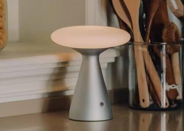 Modern colorful kids room  USB dimmable reading lamp for bedroom led table lamp
