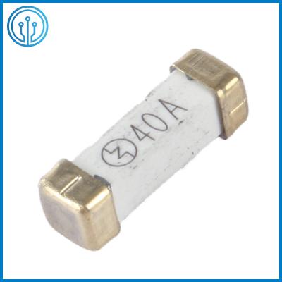Uma montagem de superfície ativa rápida SMT do tempo funde 1140 1025 200mA-40A 72V 125V 250V 300V