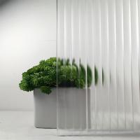 Vidrio Moru texturizado de estilo moderno versátil para espacios comerciales