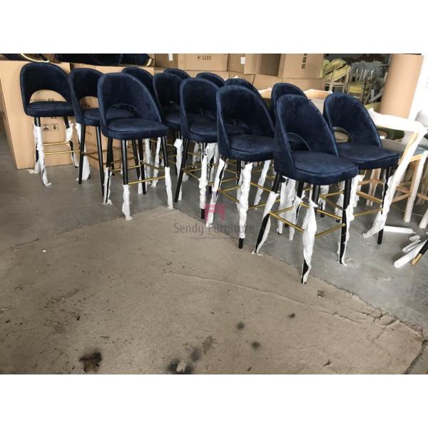 Luxury Velvet Restaurant Bar Stools Open Back Wood Material For Home