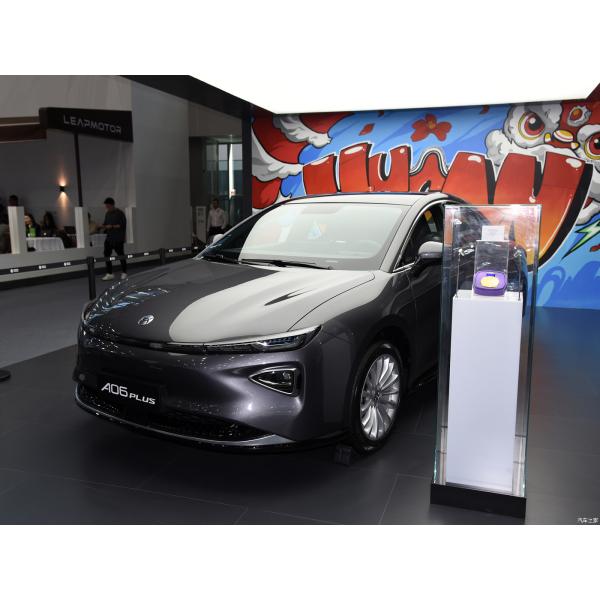 160KW Potencia total del motor 2024 Hycan A06 PLUS Versión de lujo eléctrico puro con 520KM de largo alcance y tipo de combustible híbrido