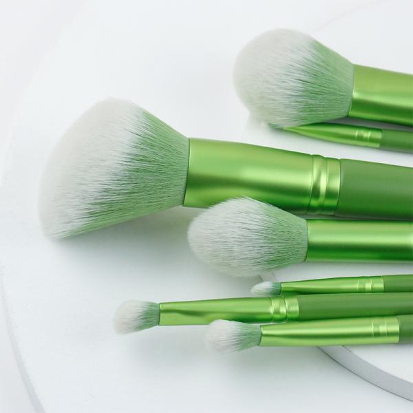 Green Makeup Tools A Set Of Seven Beauty Tools For Effortless Application