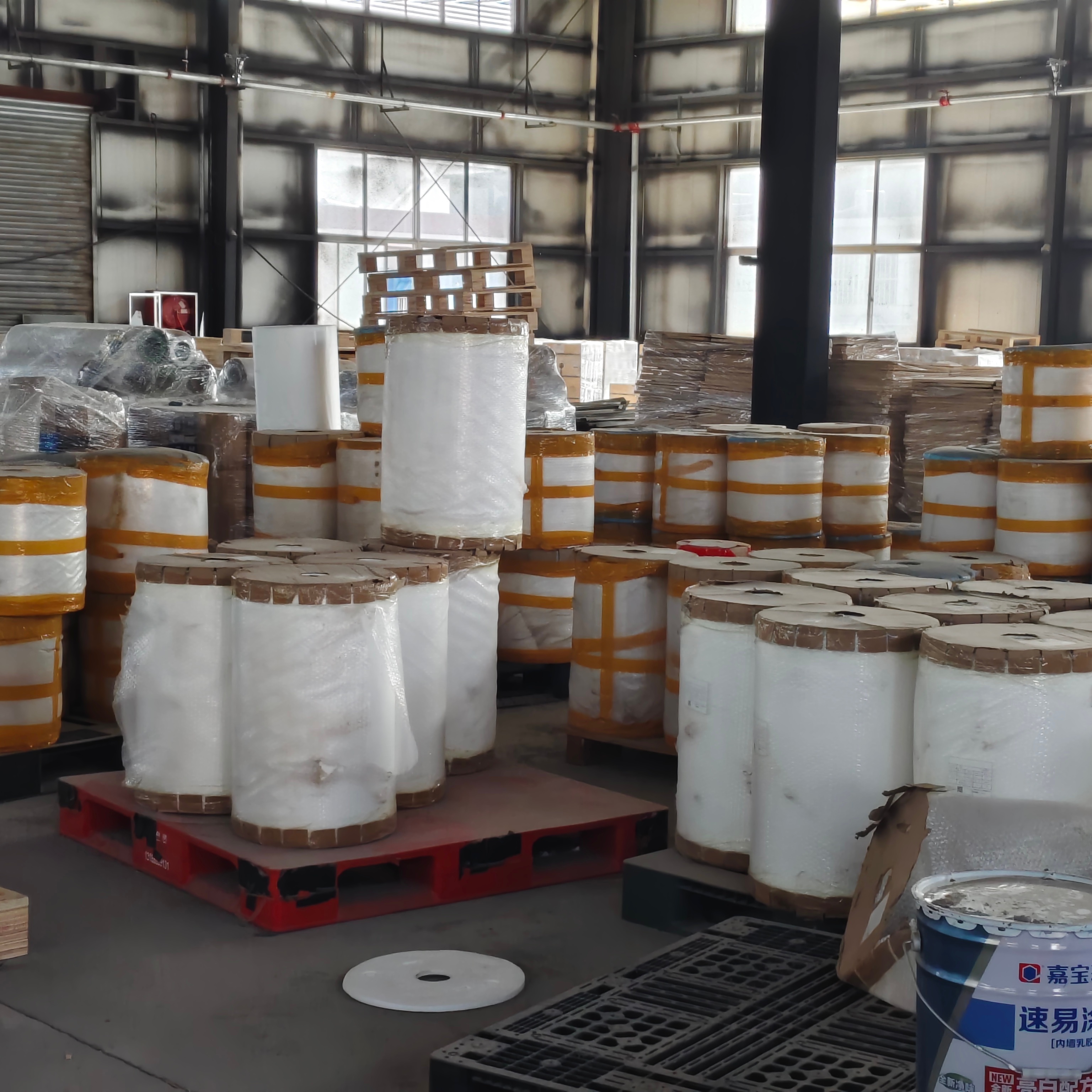 PET Shrink Film High Clarity Packaging Film Suitable for Shrink Wrapping Applications Requiring Strength and Transparency