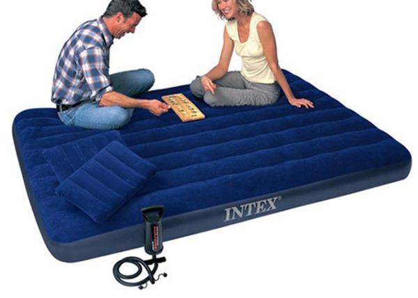 Wear Resistance Inflatable Bunk Bed With Electric Build In Pump PVC Material
