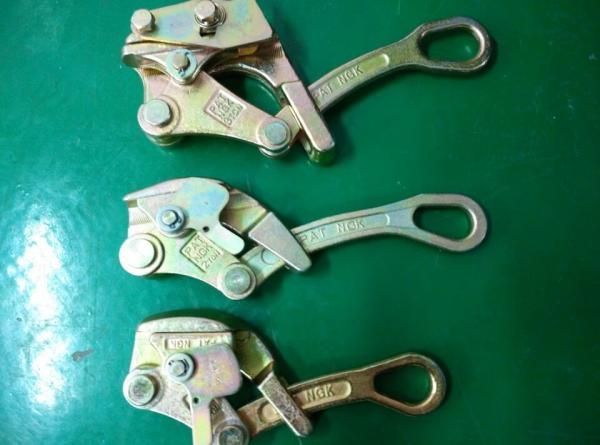Universal Self Grip Conductor Transmission Line Tool Come Along Clamp For ACSR Tighting