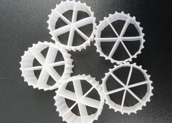 material de flutuação hidrófilo MBBR do HDPE do Virgin dos meios de filtro de 16mm x de 10mm