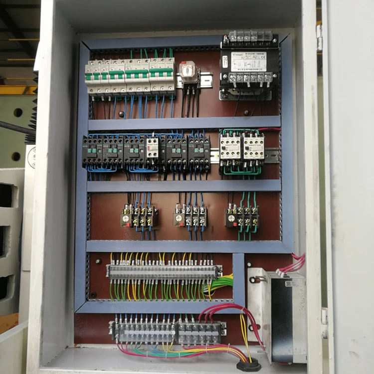 4 оси YK3150 Машины для резки передач