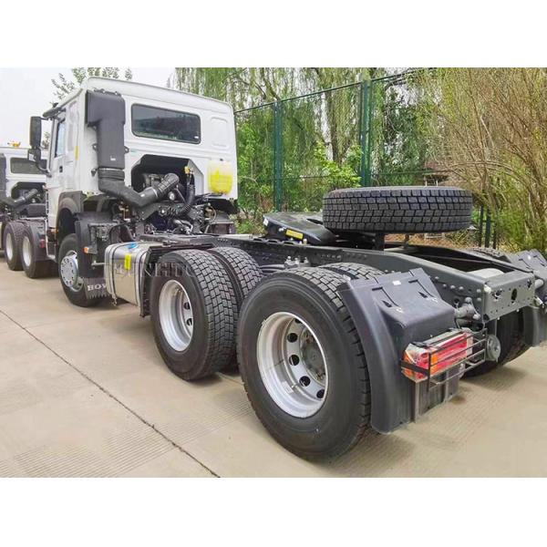 Металлический бампер Sinotruk Howo Тракторный грузовик 6x4 400hp 430hp необязательно