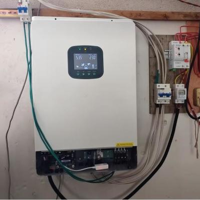 Dual MPPT Hybrid Inverter 8000W 51V With LCD 230V Off Grid On Grid Parallel Ready